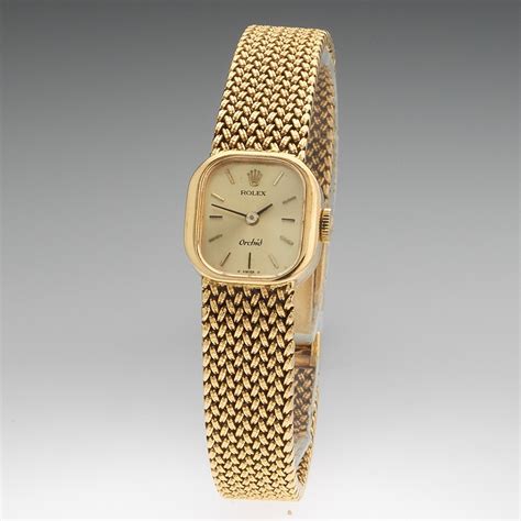 vintage 18k gold ladies watch.